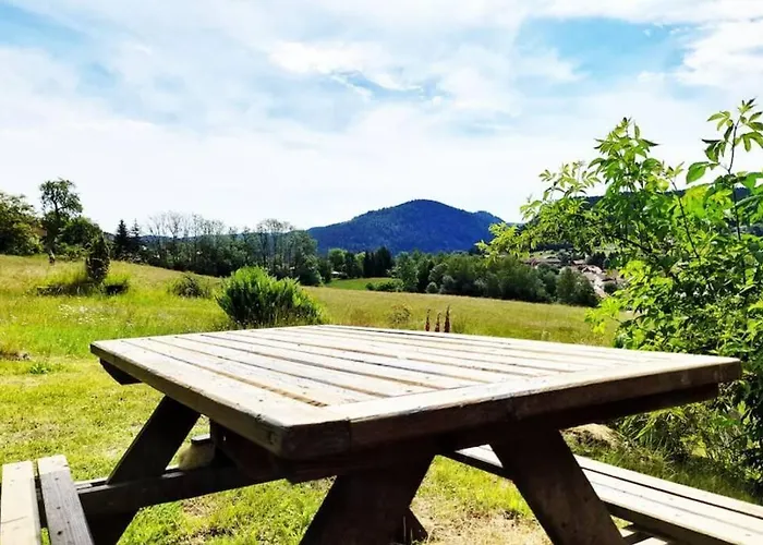 De / Vue Splendide Sur Les Montagnes *