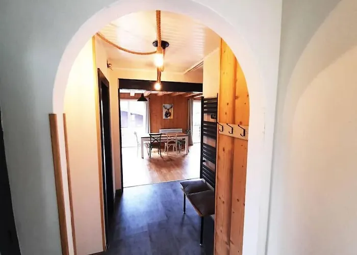 De / Vue Splendide Sur Les Montagnes *